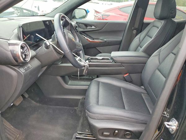 2025 CHEVROLET EQUINOX 1LT — DENT