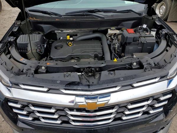 2025 CHEVROLET EQUINOX 1LT — Engine bay