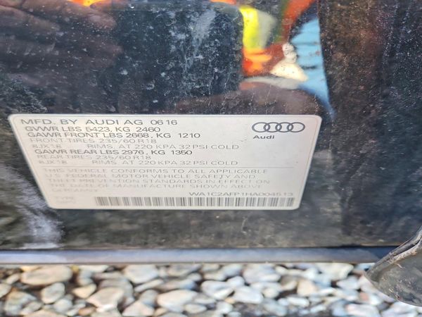 2017 AUDI Q5 quattro Premium — VINS