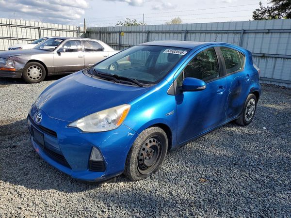 2013 TOYOTA PRIUS