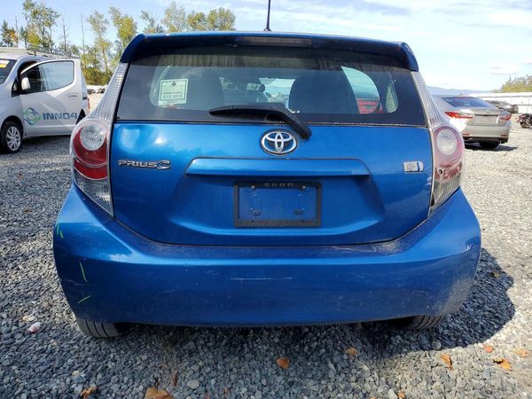 2013 TOYOTA PRIUS