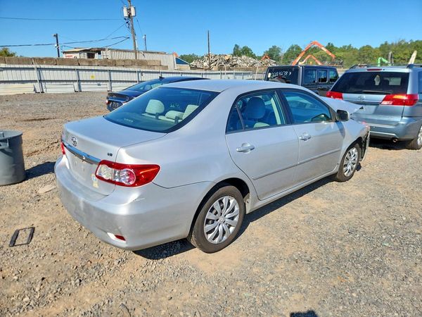 2013 TOYOTA COROLLA