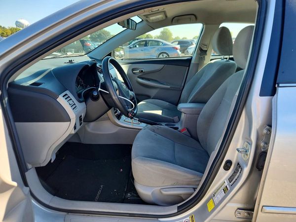 2013 TOYOTA COROLLA