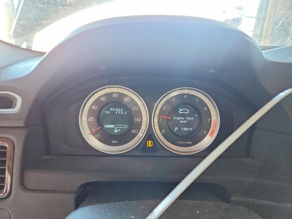 2013 VOLVO S80