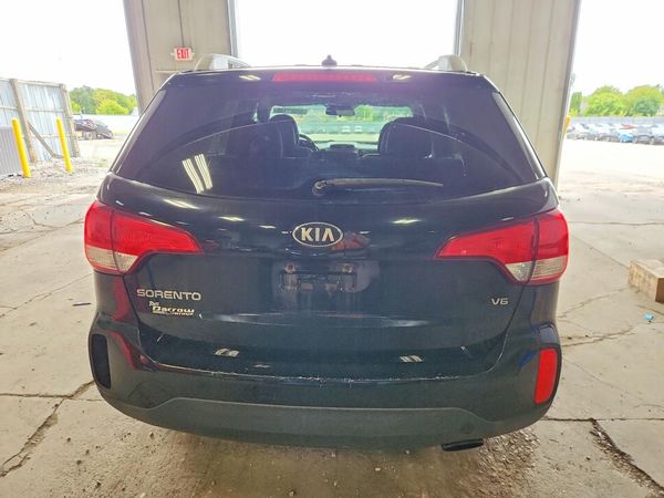 2015 KIA SORENTO GL