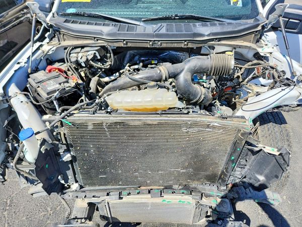 2021 FORD F150 — Engine bay