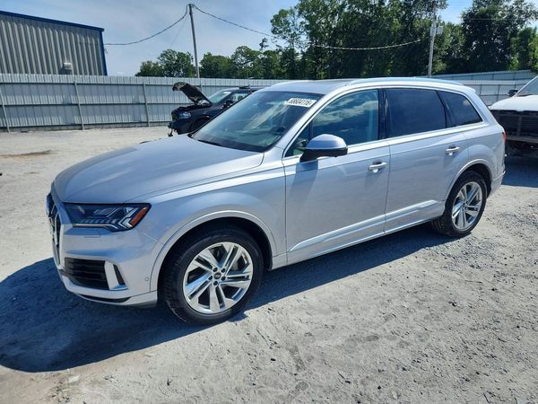 2022 AUDI Q7