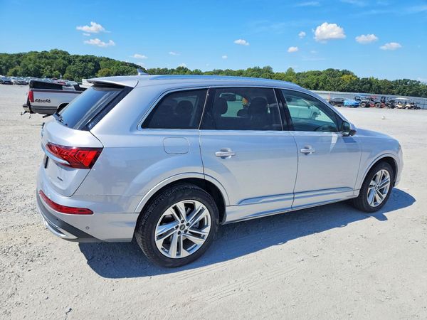 2022 AUDI Q7 quattro Premium Plus