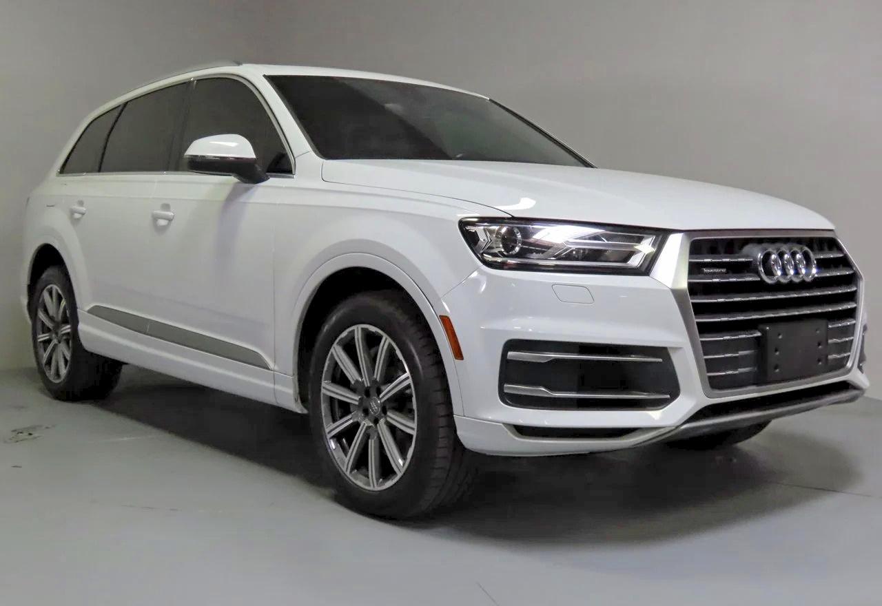 2018 AUDI Q7 quattro Premium Plus
