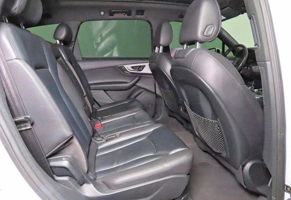 2018 AUDI Q7 quattro Premium Plus