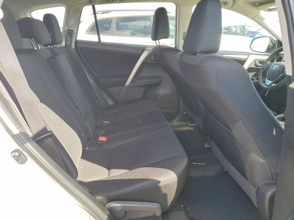 2015 TOYOTA RAV4 LE (X Grade)