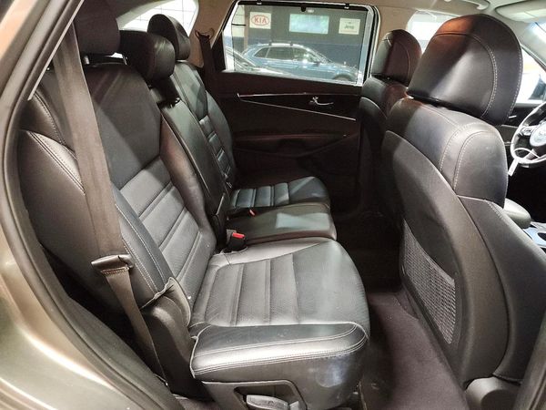 2017 KIA SORENTO EX