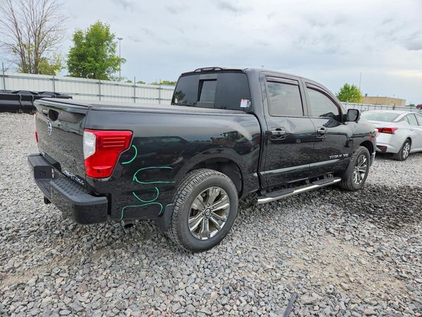2018 NISSAN TITAN