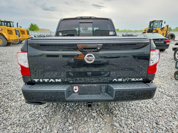 2018 NISSAN TITAN