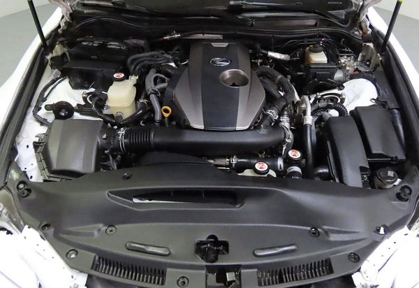 2016 LEXUS IS 200t