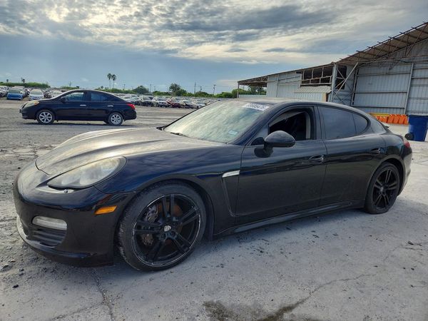 2012 PORSCHE PANAMERA Base (2WD), 4 (4WD) — Front 3/4