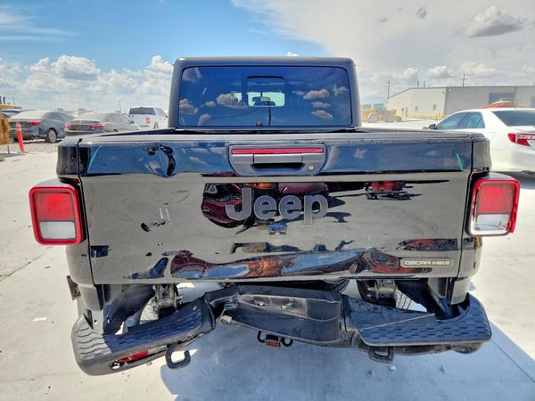 2023 JEEP GLADIATOR