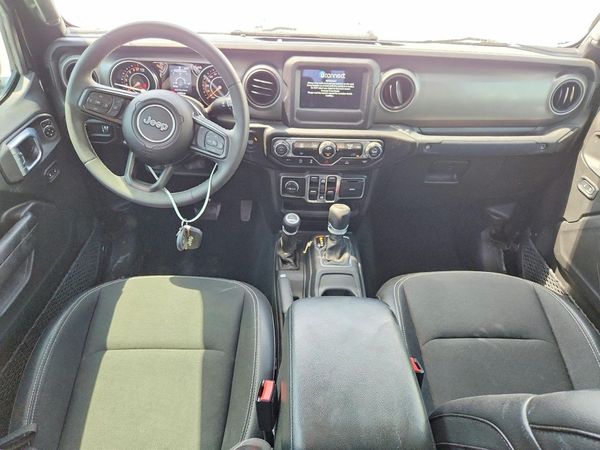 2023 JEEP GLADIATOR