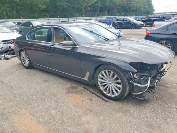 2016 BMW 740 — Passenger 3/4