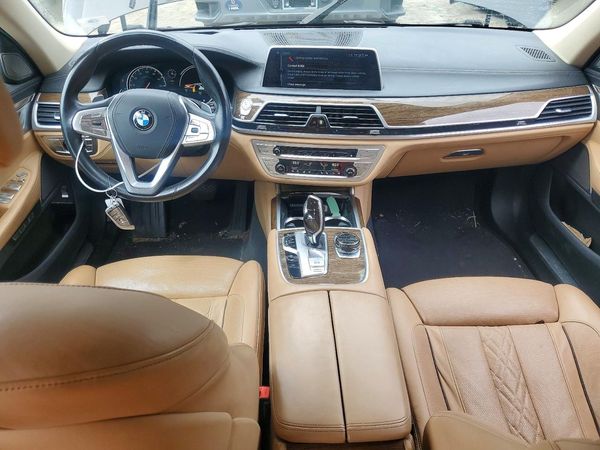 2016 BMW 740 — CKPT