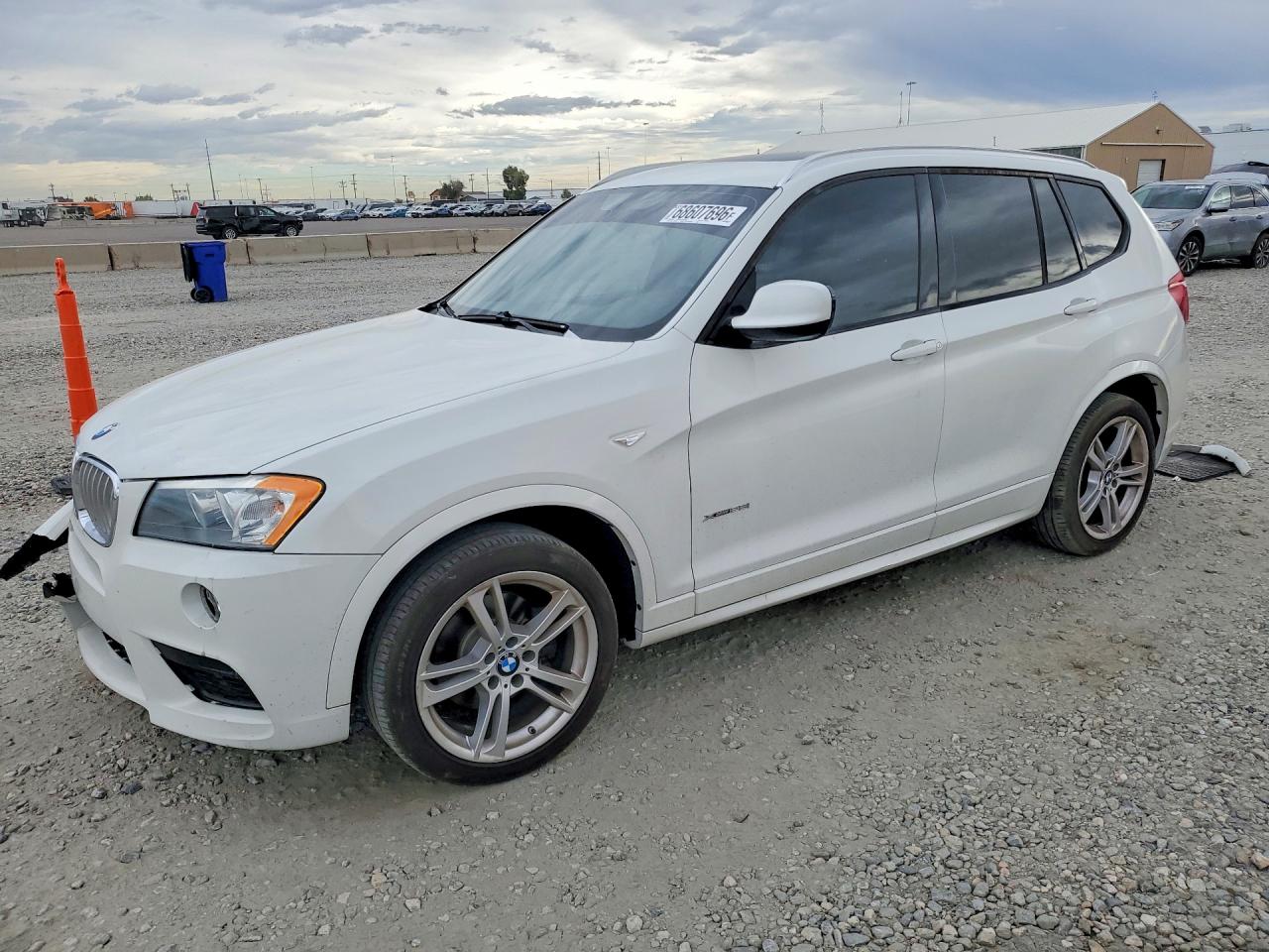 2014 BMW X3 — Front 3/4