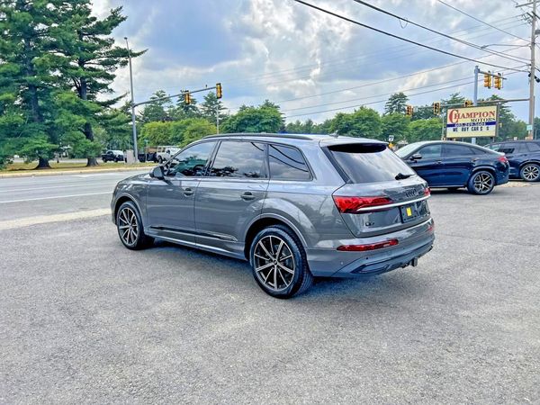 2021 AUDI Q7