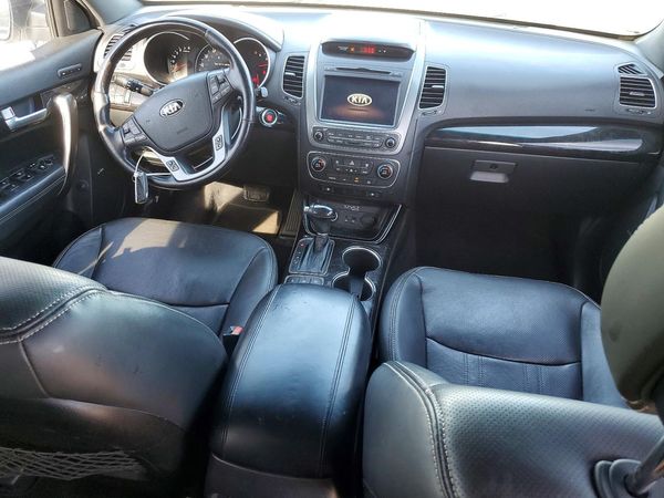 2014 KIA SORENTO