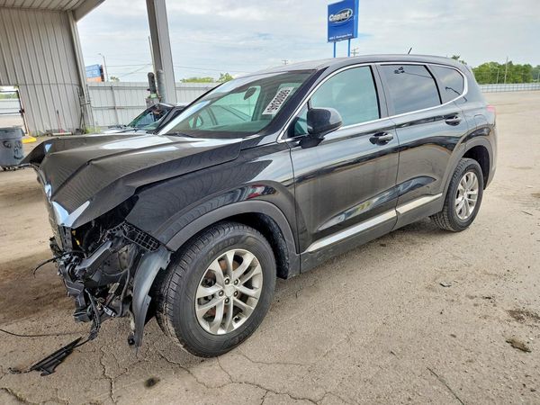 2019 HYUNDAI SANTA FE SE — Front 3/4