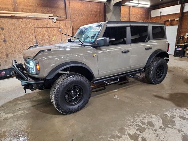 2026 FORD BRONCO Badlands