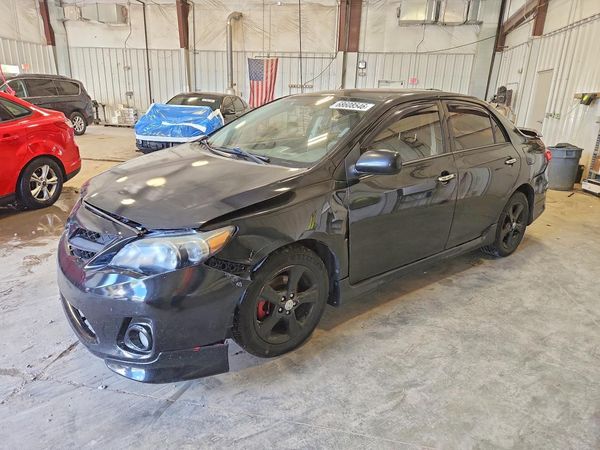2013 TOYOTA COROLLA
