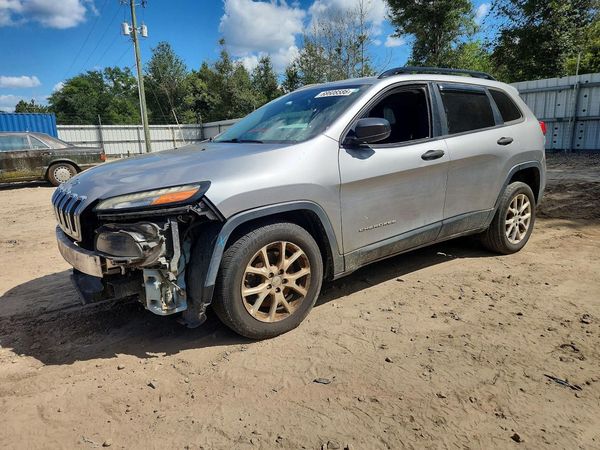 2016 JEEP CHEROKEE — Front 3/4