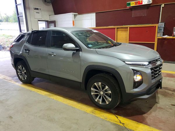 2026 CHEVROLET EQUINOX 2LT — Passenger 3/4
