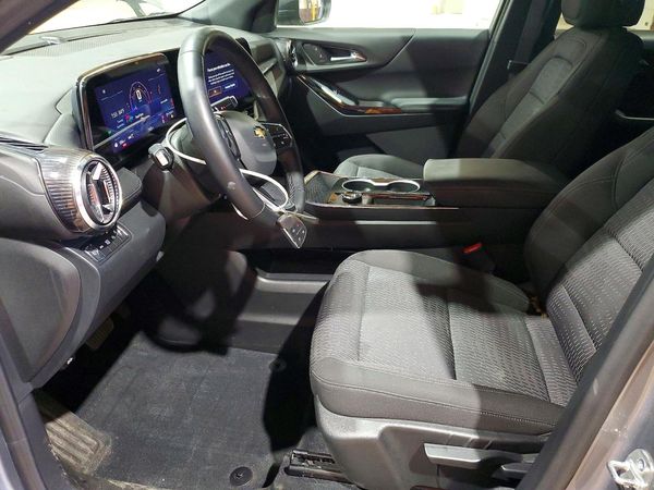 2026 CHEVROLET EQUINOX 2LT — DENT