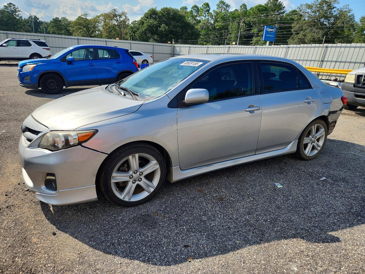 2013 TOYOTA COROLLA — Front 3/4
