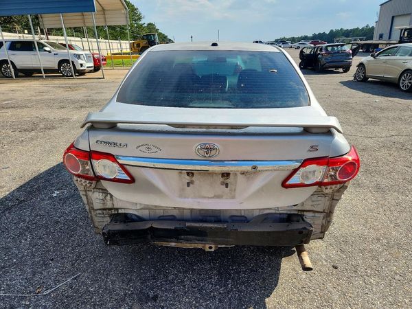2013 TOYOTA COROLLA — DIRR