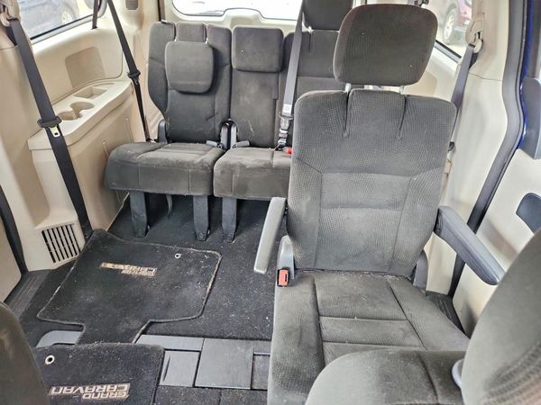 2015 DODGE GRAND CARAVAN SE