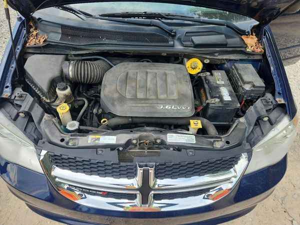 2015 DODGE GRAND CARAVAN SE