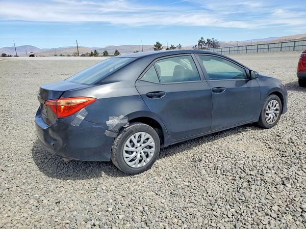 2017 TOYOTA COROLLA
