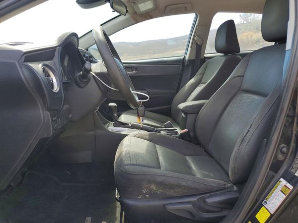 2017 TOYOTA COROLLA