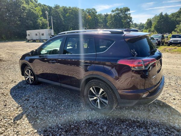 2018 TOYOTA RAV4 Adventure/XLE