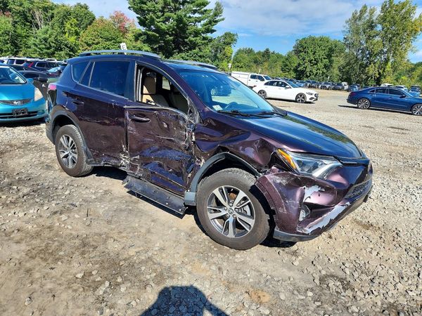 2018 TOYOTA RAV4 Adventure/XLE