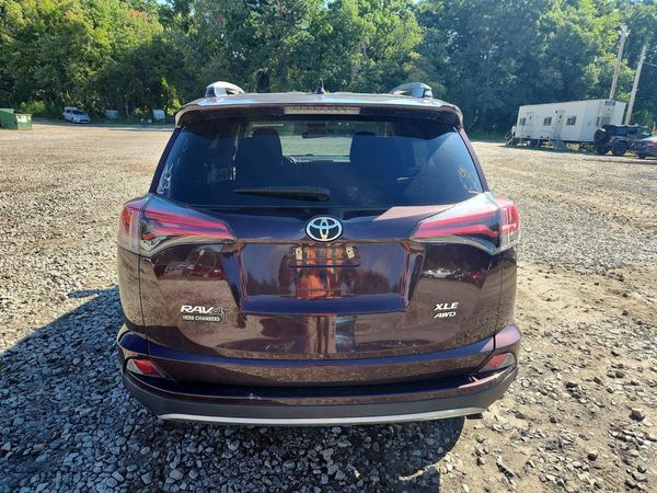 2018 TOYOTA RAV4 Adventure/XLE
