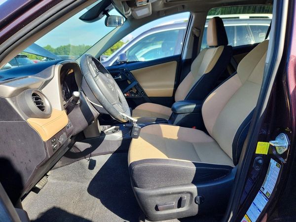 2018 TOYOTA RAV4 Adventure/XLE