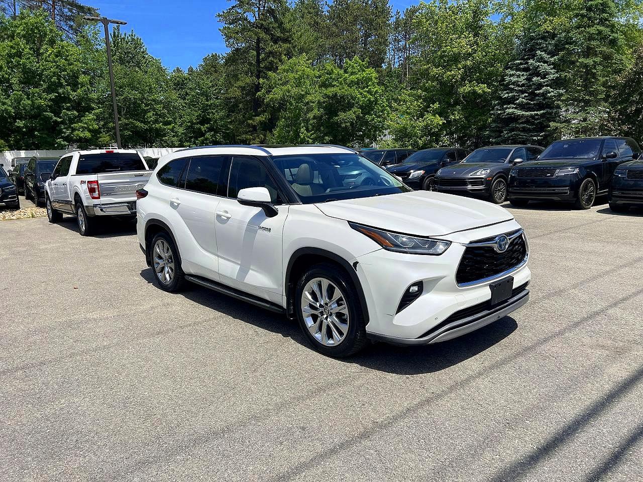 2021 TOYOTA HIGHLANDER Limited