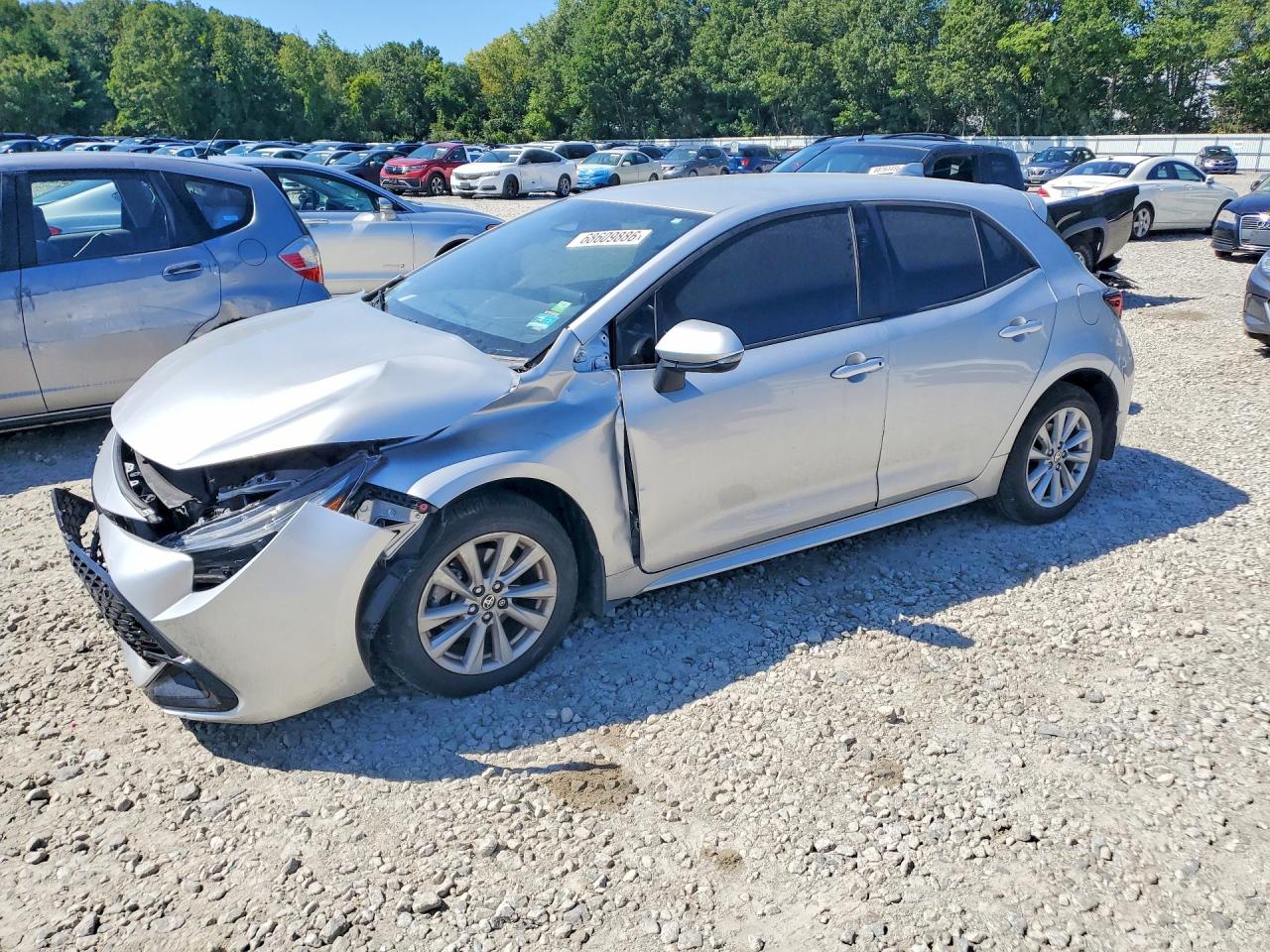 2025 TOYOTA COROLLA SE — Front 3/4