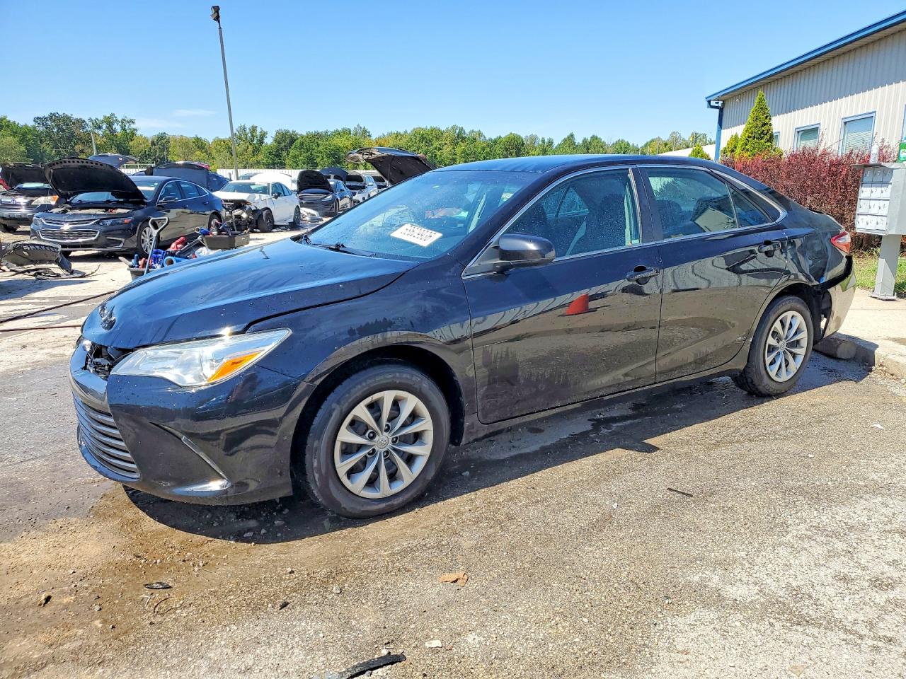 2016 TOYOTA CAMRY