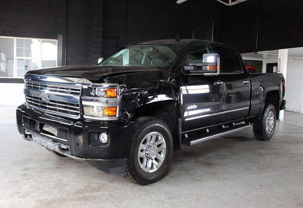 2019 CHEVROLET SILVERADO High Country