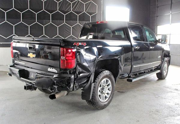 2019 CHEVROLET SILVERADO High Country