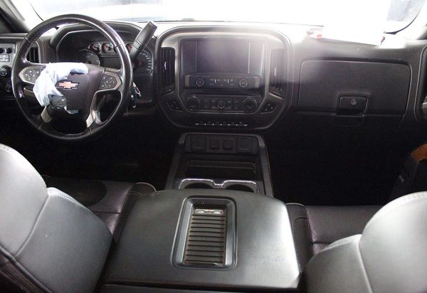 2019 CHEVROLET SILVERADO High Country