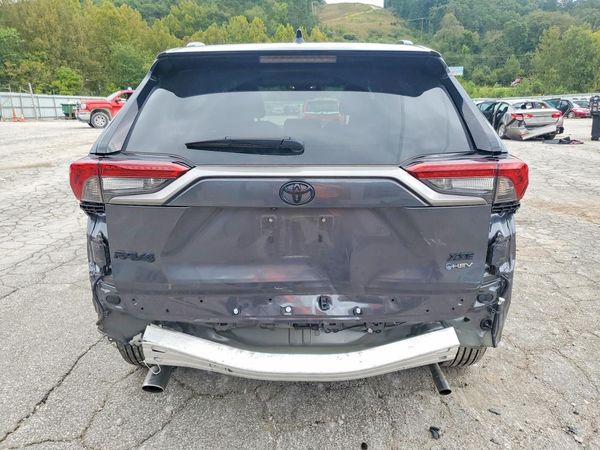2025 TOYOTA RAV4 XSE